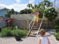 wenn man Hilfe anbietet muß man auch helfen ^^ Bananengärtner Rene